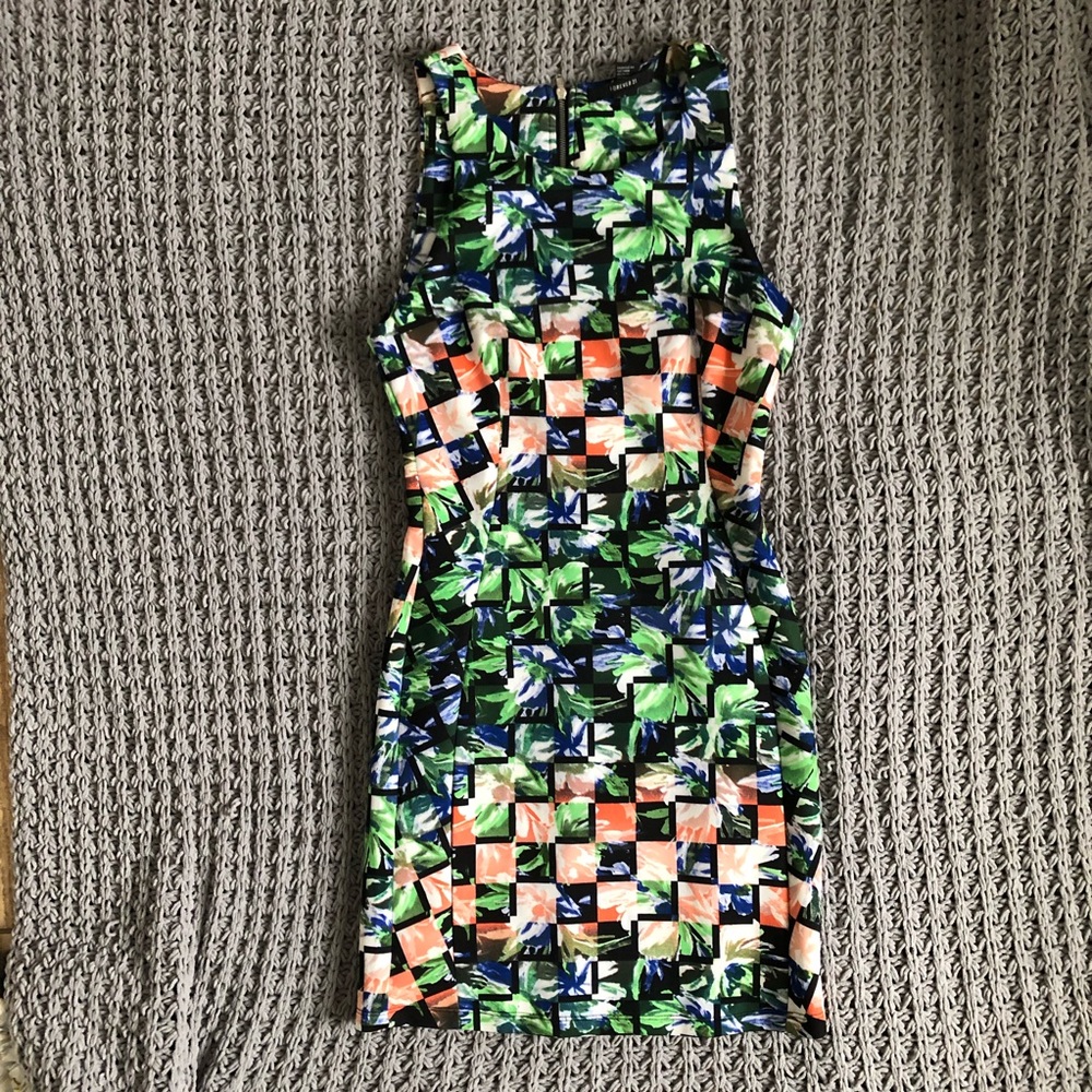 Forever 21 Printed Graphic Bodycon Dress
